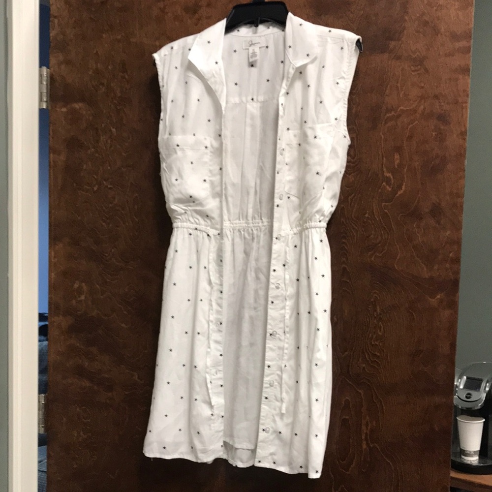 White sleeveless Dress with blue stars